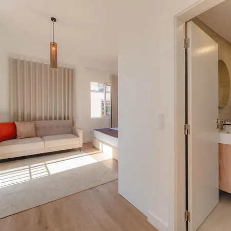 Angie's House アパート フンシャル